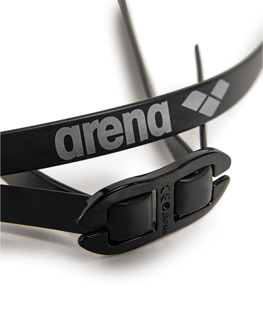 Arena Cobra Edge Swipe Mirror